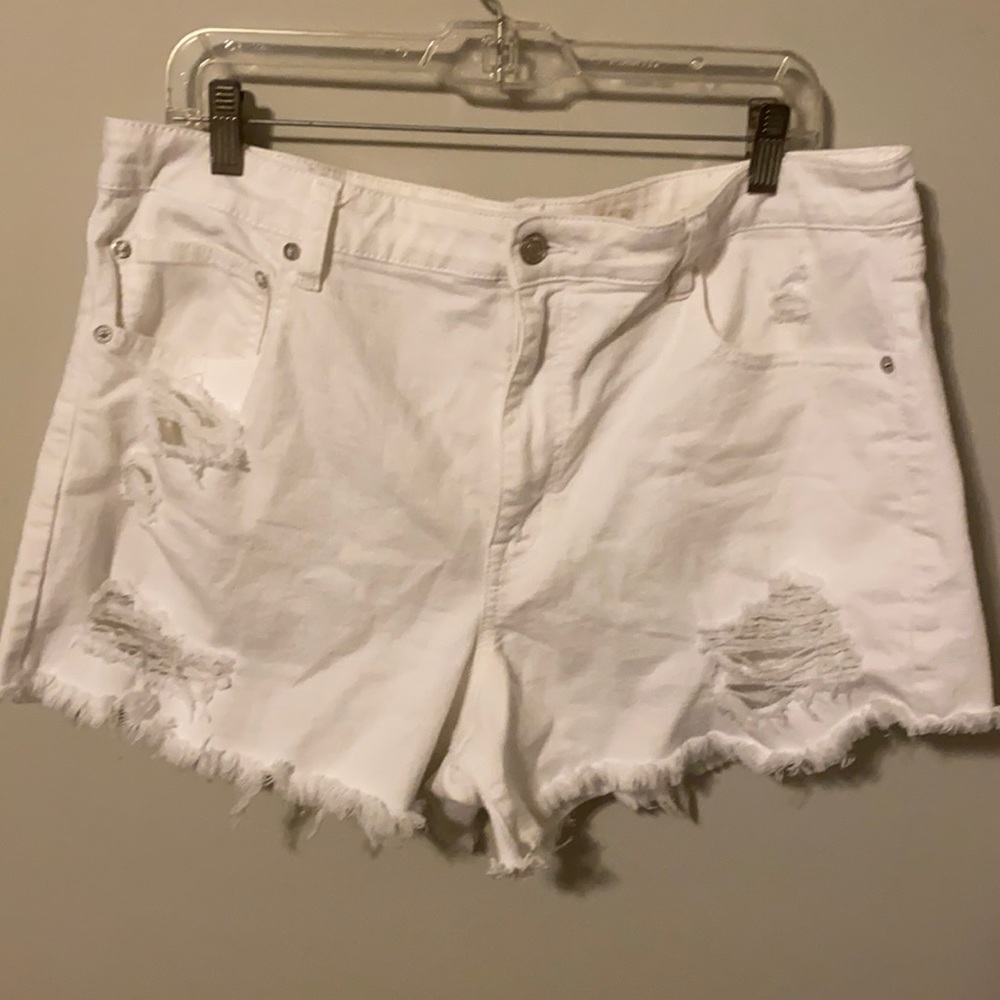American Eagle White Shorts